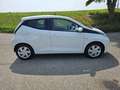 Toyota Aygo 1.0 VVT-i x-play,Navi,Camera,Airco Wit - thumbnail 5
