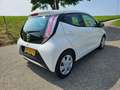 Toyota Aygo 1.0 VVT-i x-play,Navi,Camera,Airco Wit - thumbnail 4