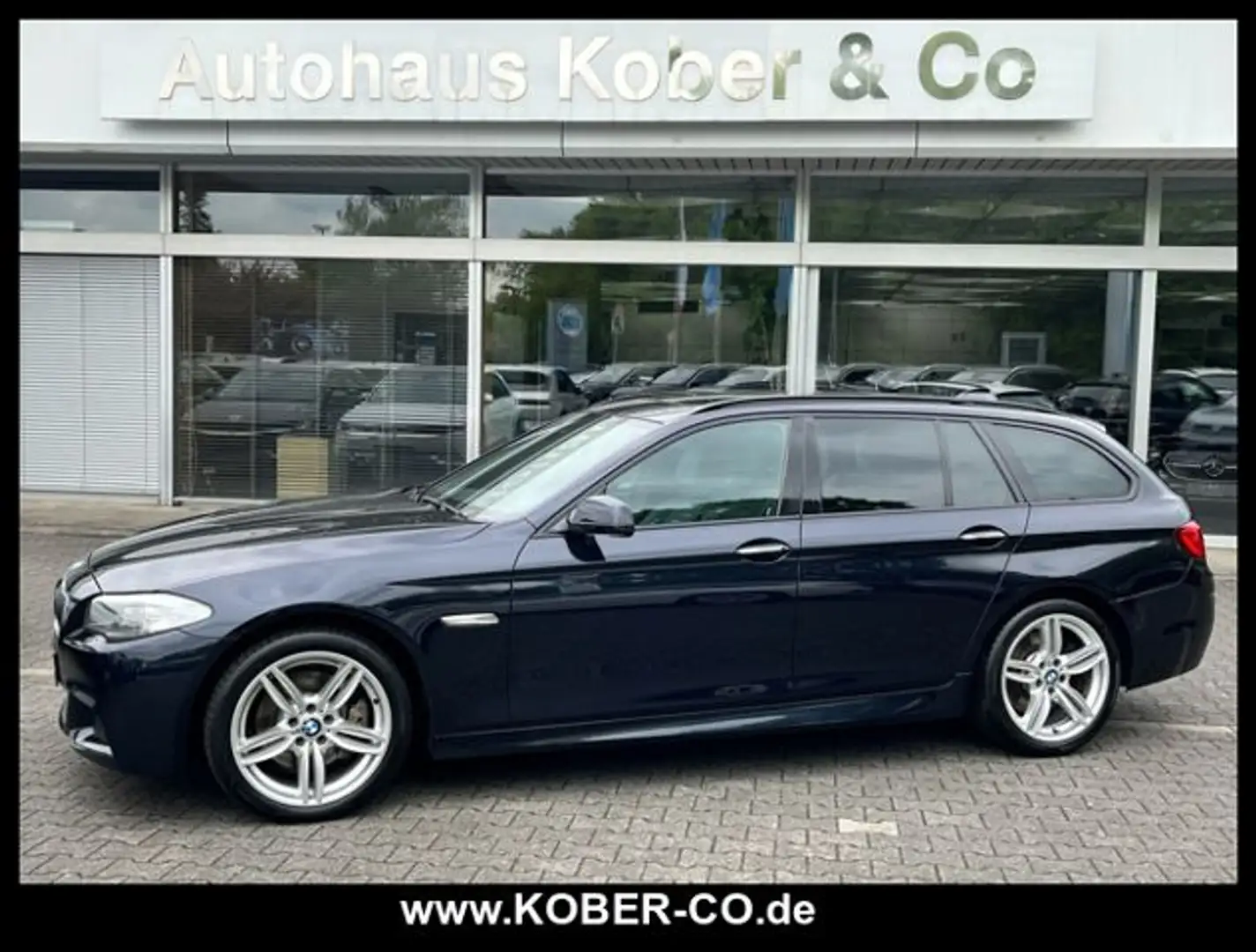 BMW 530 530dA Touring xDrive  M-PAKET+M-SPORTPAKET+LEDER Zwart - 1