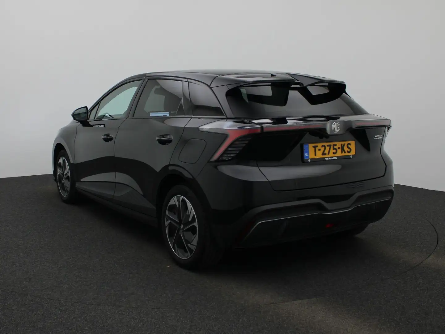 MG MG4 Electric Luxury 64 kWh | Navi | 360 Camera | Led K Zwart - 2