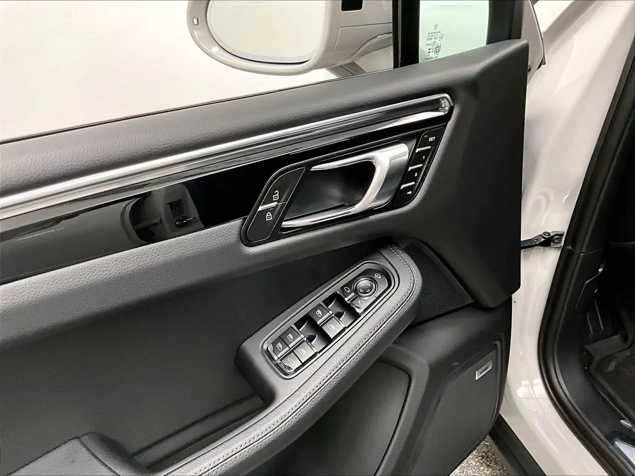Porsche Macan снимка Porsche Macan