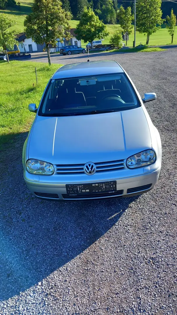 Volkswagen Golf Highline TDI Silber - 2