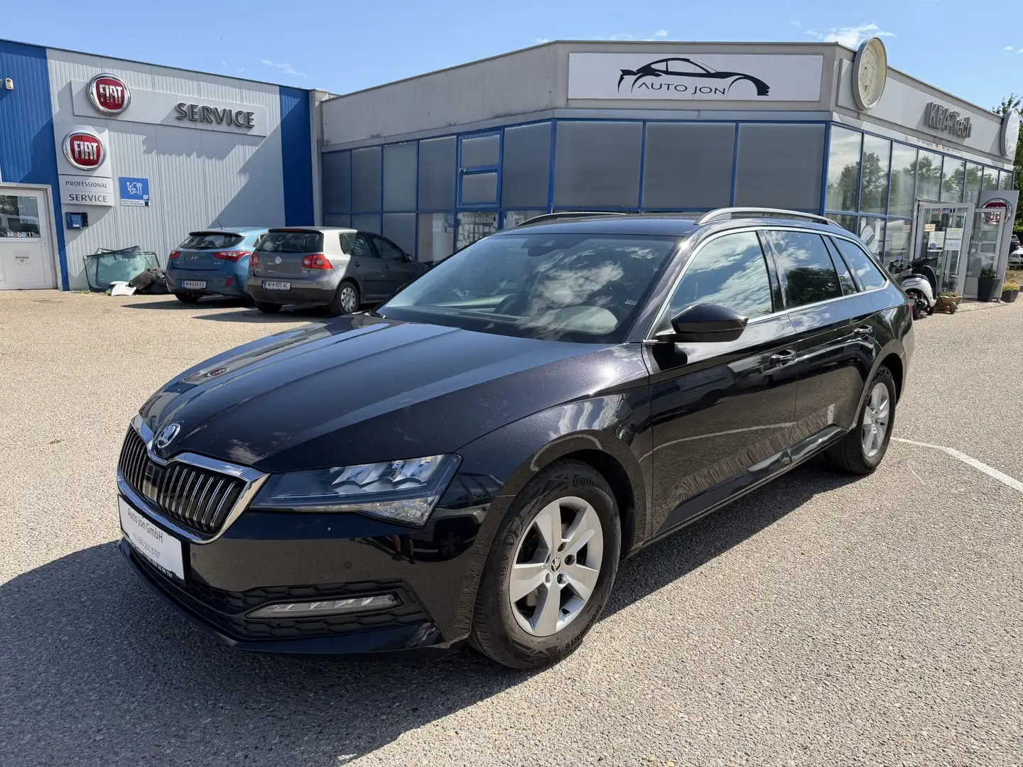 Skoda Superb Ambition Kombi*2,0l TDI*DSG*1Besitz*MwSt.*Pick NEU Schwarz - 1