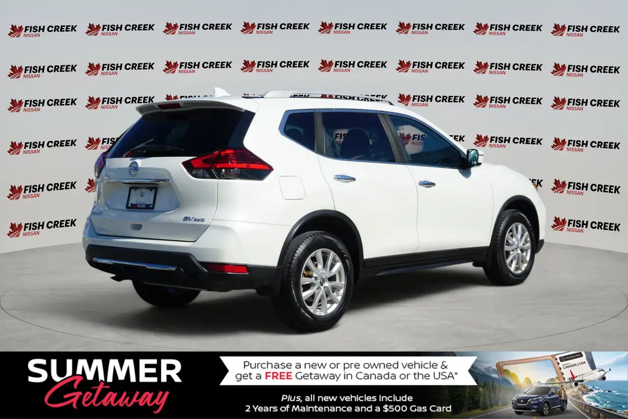 Nissan Rogue снимка Nissan Rogue