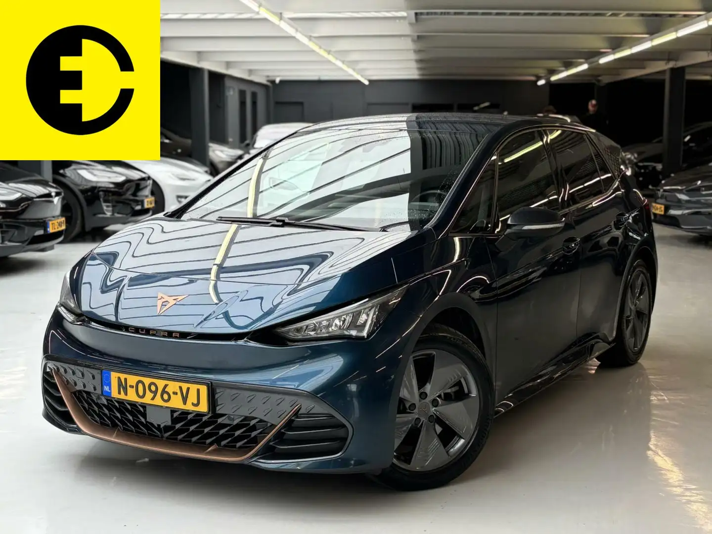 CUPRA Born Business One 62 kWh | Stoelverwarmimg | CarPlay | Kék - 1