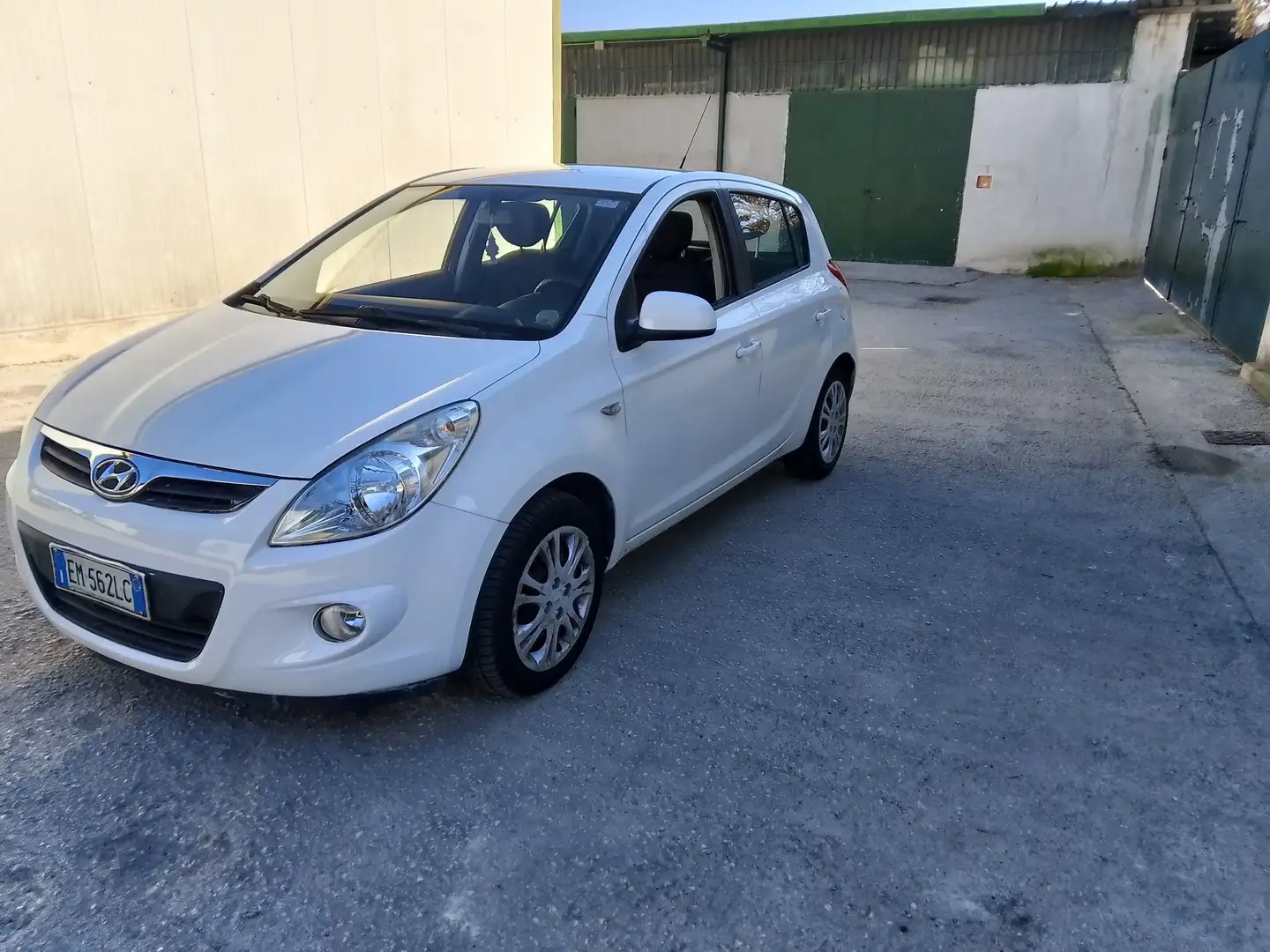 Hyundai i20 5p 1.4 crdi Comfort 90cv - 2