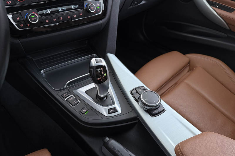 BMW 330 3-serie 330e Centennial High Executive M-Sport | P — photo 29