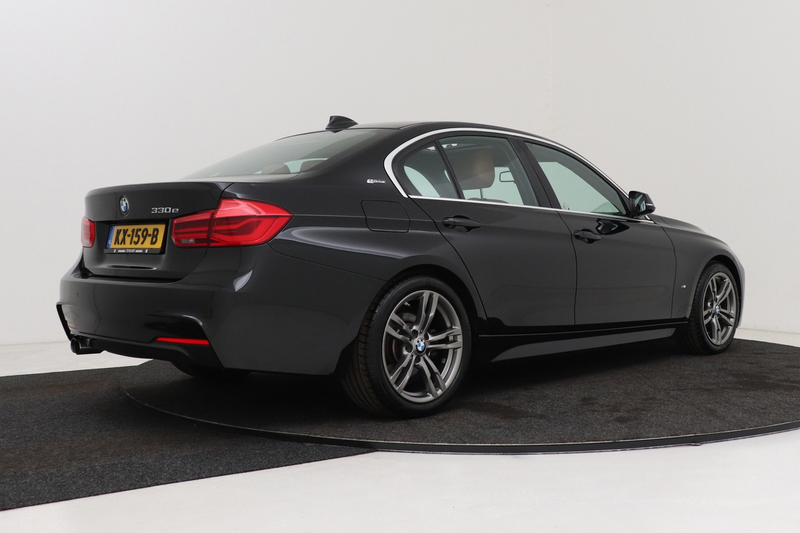 BMW 330 3-serie 330e Centennial High Executive M-Sport | P — photo 2