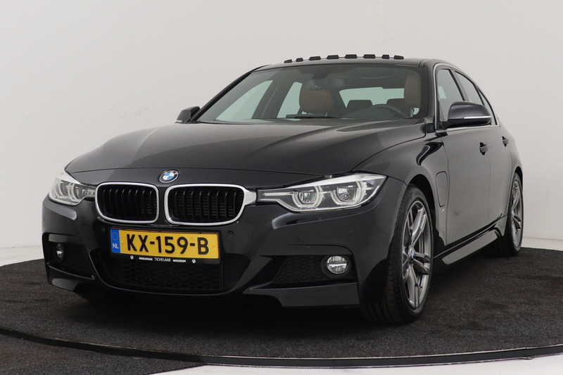 BMW 330 3-serie 330e Centennial High Executive M-Sport | P — photo 16