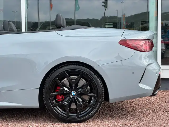 BMW I view 8