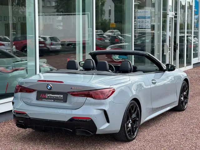 BMW I view 13