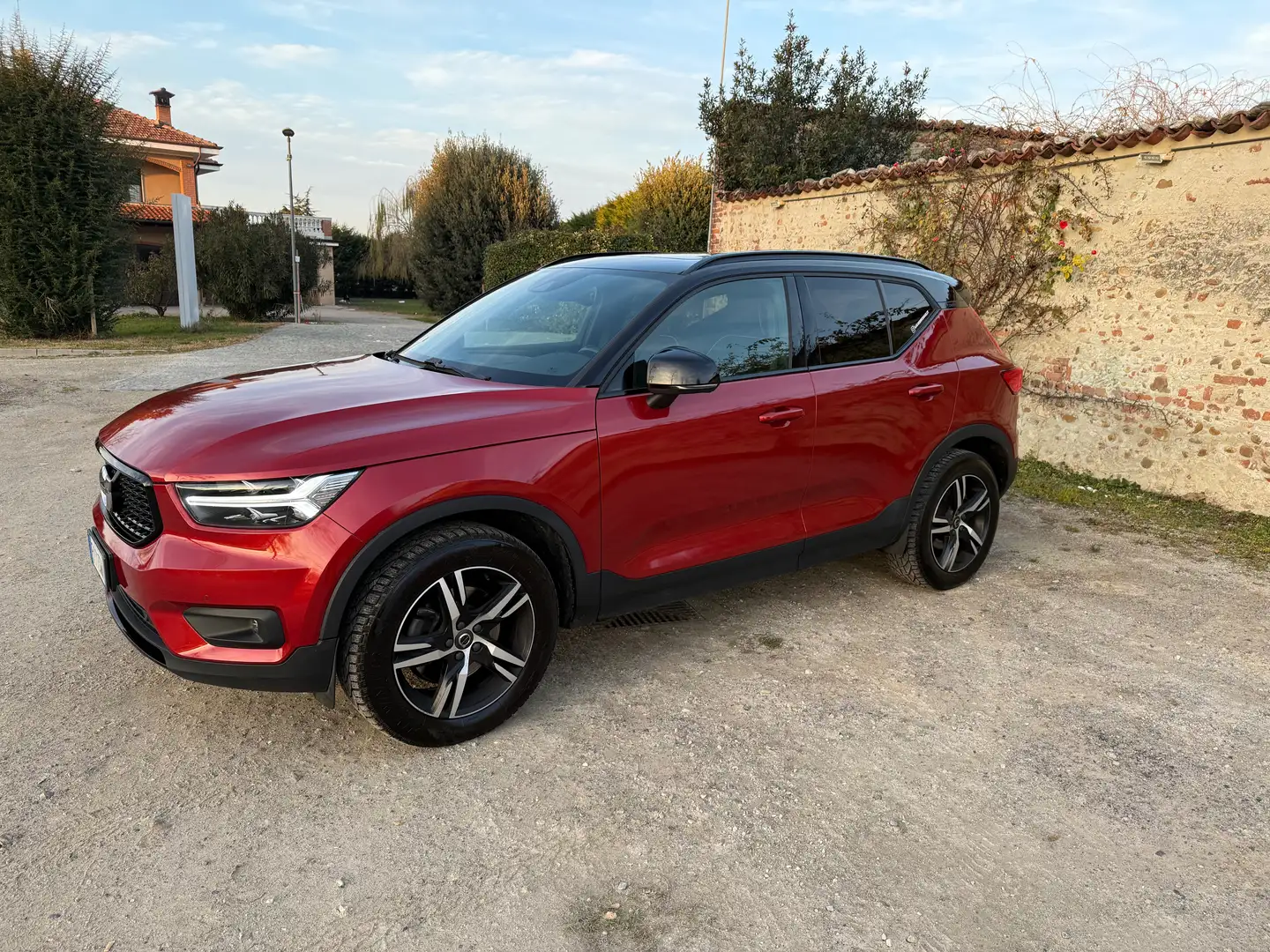 Volvo XC40 XC40 2.0 d3 R-design awd geartronic my20 Červená - 1