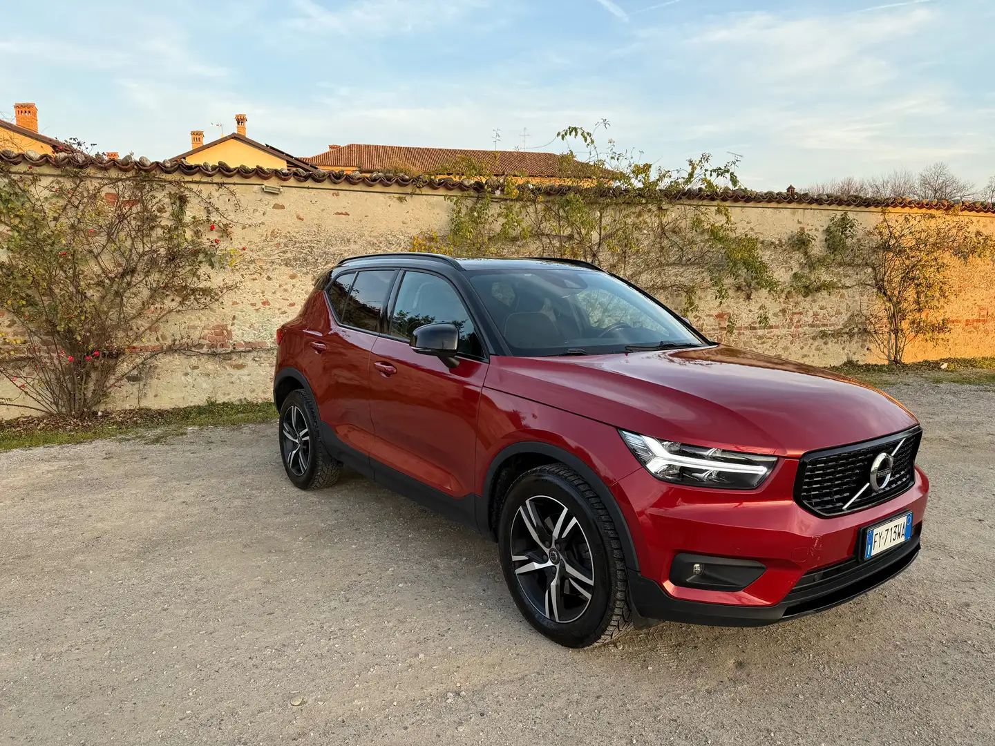 Volvo XC40 XC40 2.0 d3 R-design awd geartronic my20 Červená - 2