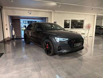 408PK QUATTRO * HAED UP * MATRIX * CAMERA * ACC * KEY LESS ENTRY * 22" VELGEN * LUCHTVERING * BLACK PACK + *