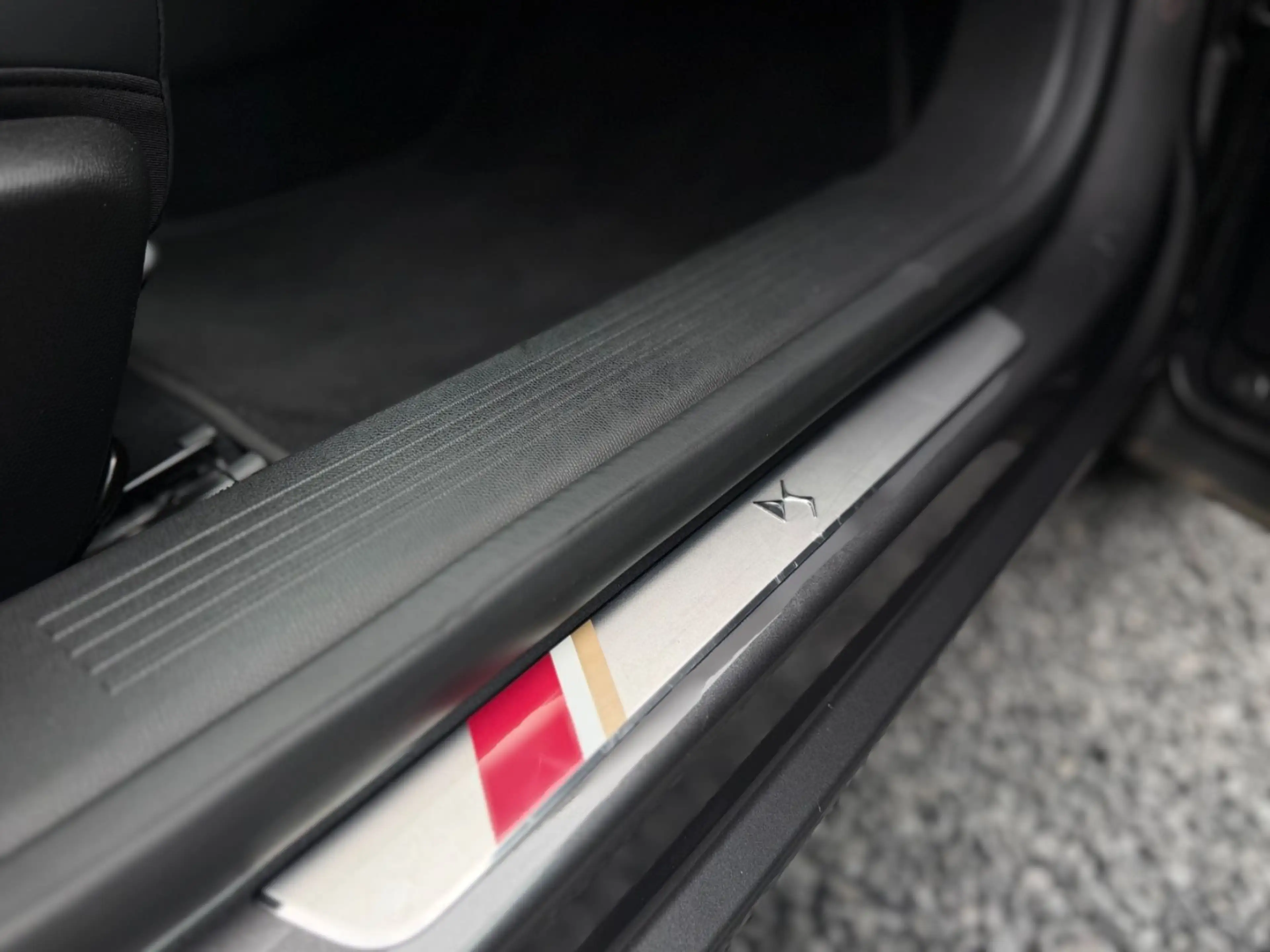 DS Automobiles DS 4 DS 4 E-Tense 225 Performance Line | 1Hand | LED — photo 23
