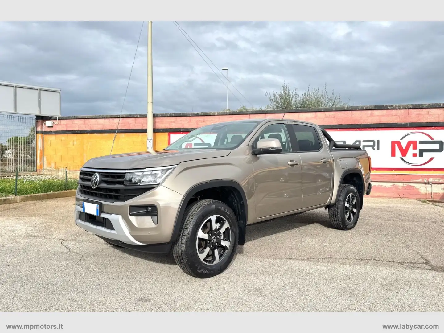 Volkswagen Amarok AMAROK LIFE 2.0 TDI 205CV 4MOTION AUTOMATICO Beige - 1