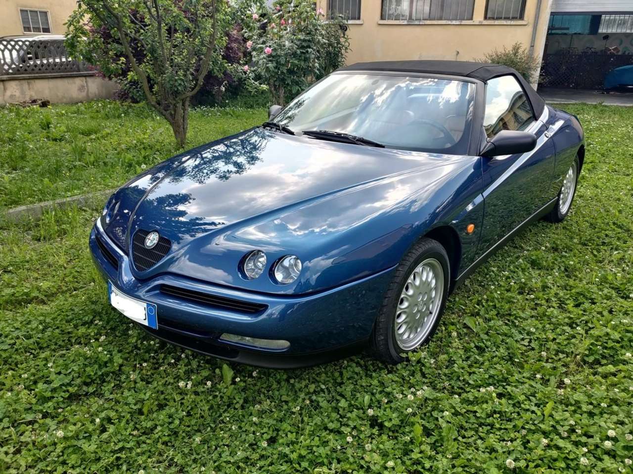 Alfa Romeo Spider 916 V6 3000