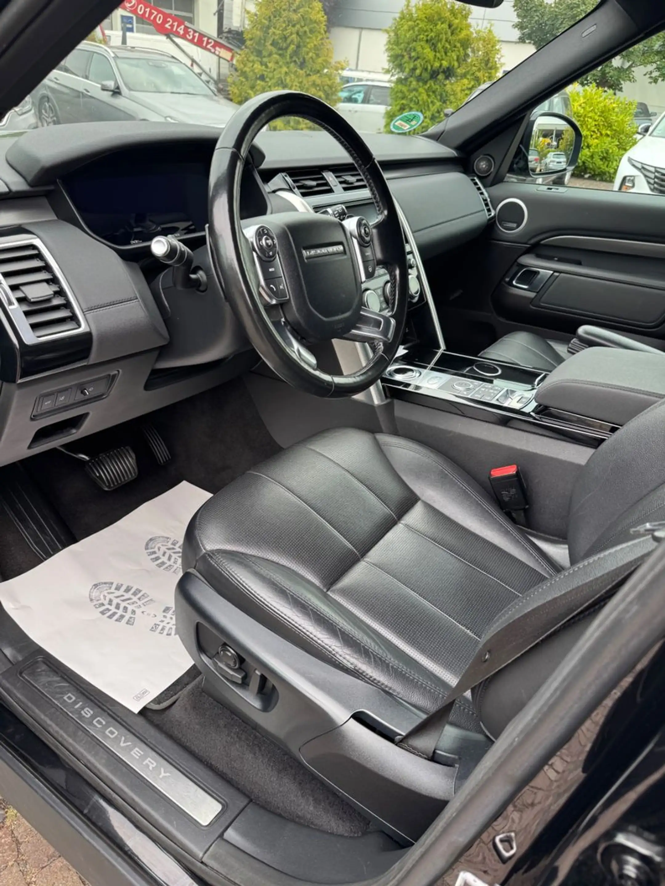 Land Rover Discovery 5HSE TD6 Panorama,Leder,LED,AHK,22Zoll — photo 11