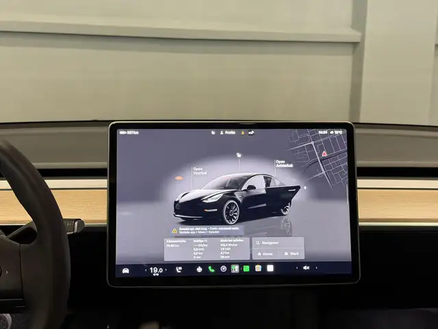 Tesla Model 3 view 30