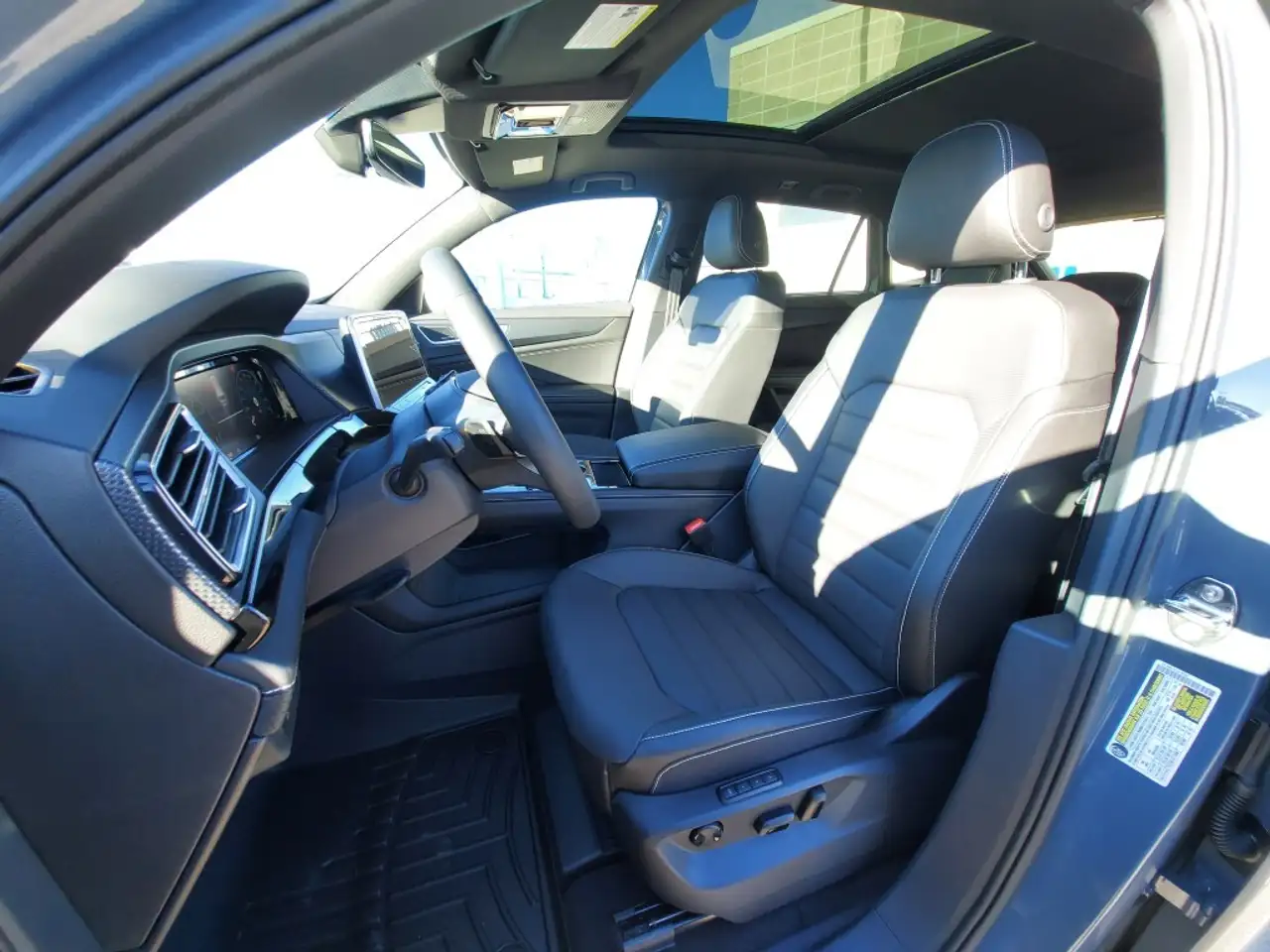 Volkswagen Atlas снимка Volkswagen Atlas