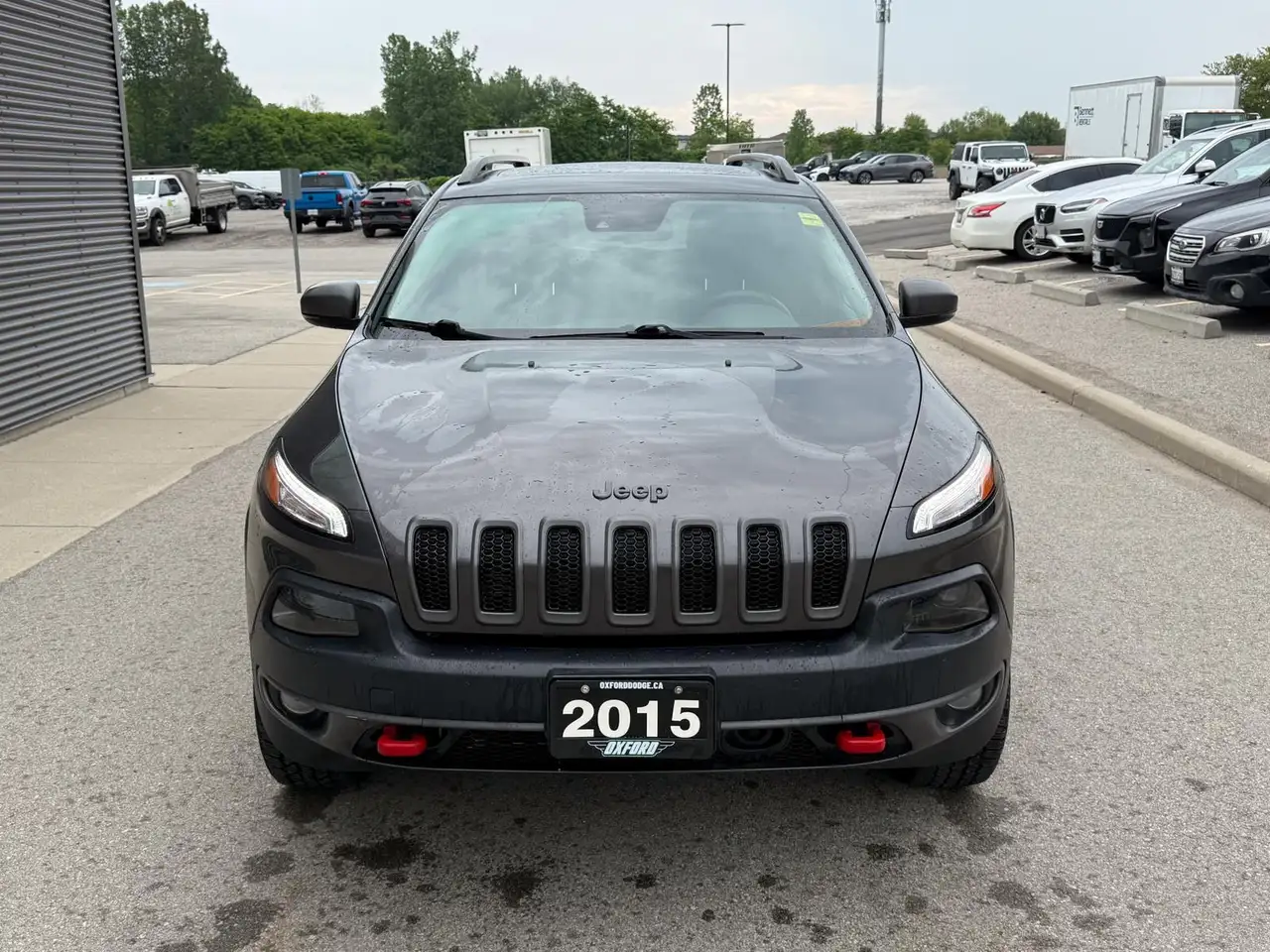Jeep Cherokee снимка Jeep Cherokee
