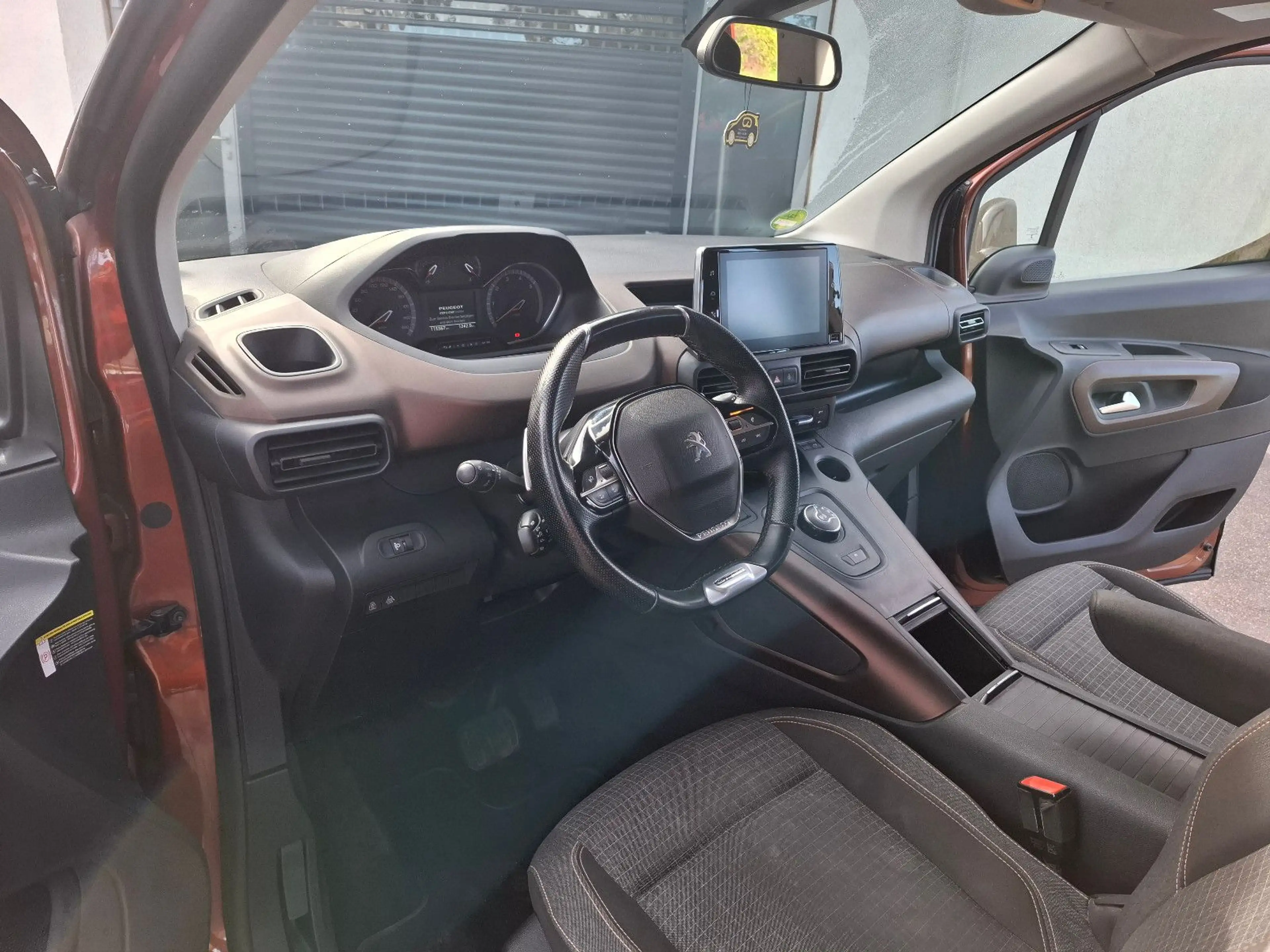 Peugeot Rifter *GT-Line*L2*Automatik*Kamera*Navi-TV*PDC* — photo 11