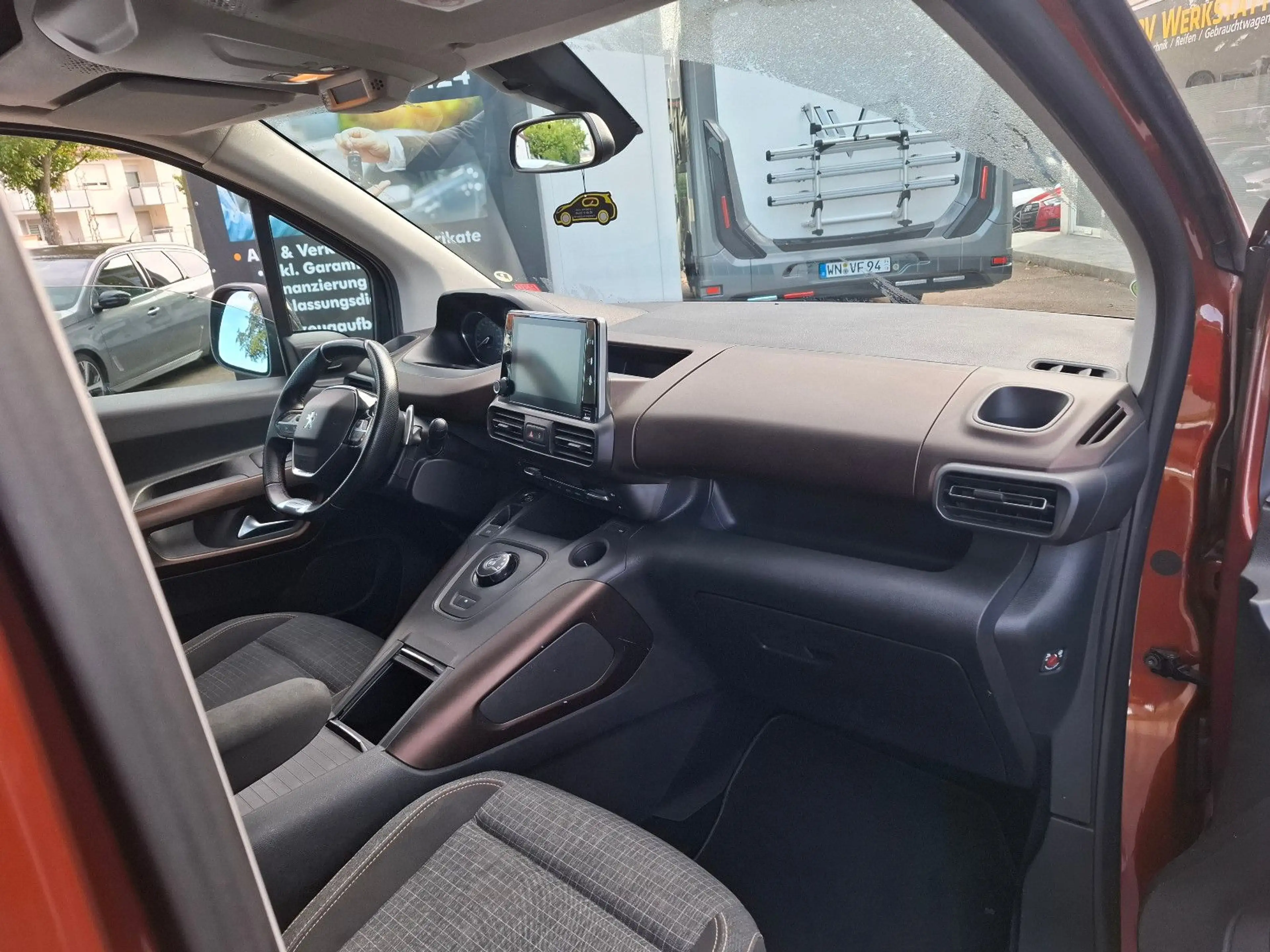 Peugeot Rifter *GT-Line*L2*Automatik*Kamera*Navi-TV*PDC* — photo 14