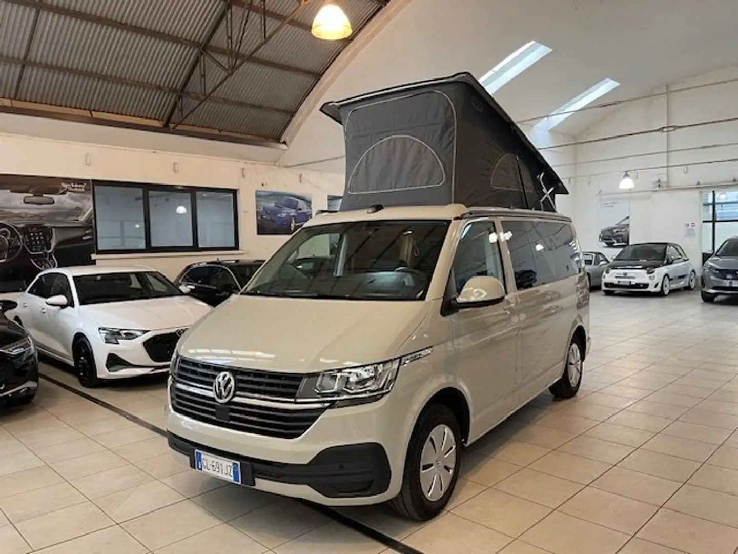Volkswagen T6.1 California Beach - CAMPER- Beige - 1