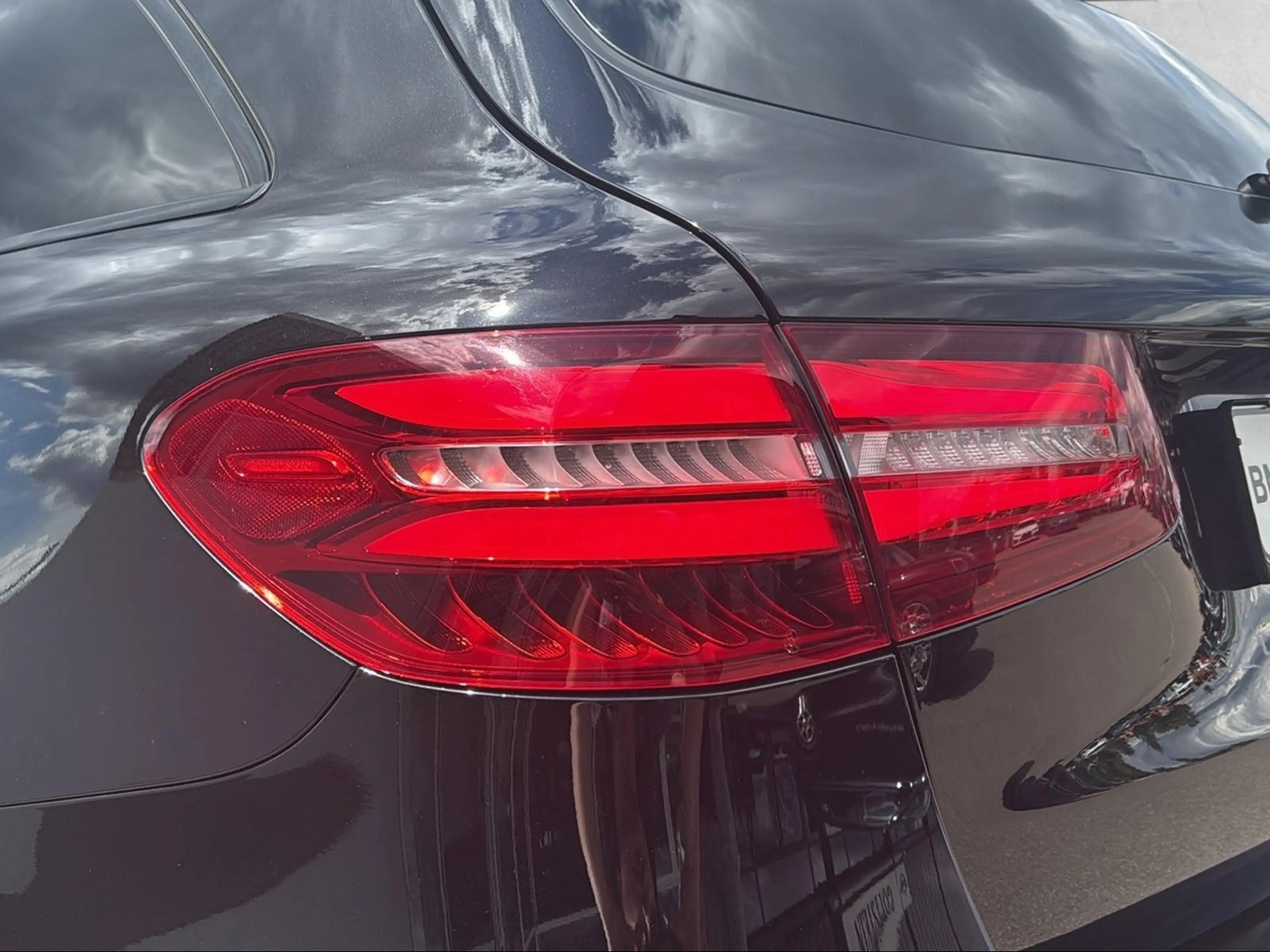 Mercedes-Benz GLC 350 d 4Matic 9G-TRONIC AMG Line — photo 10