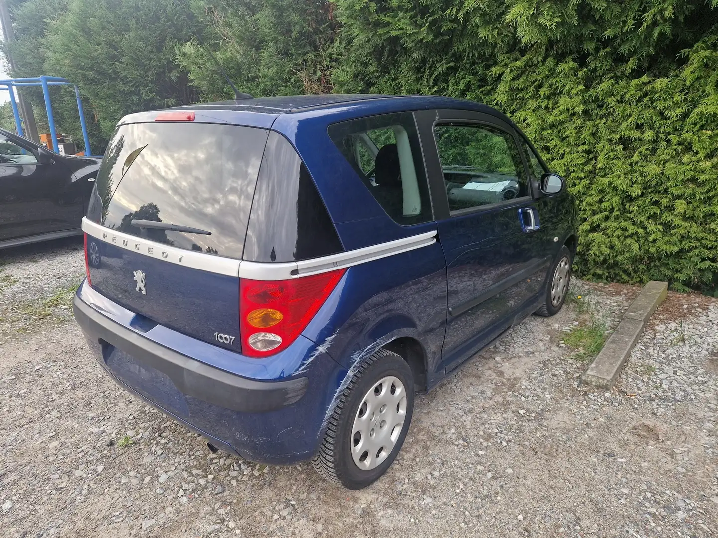 Peugeot 1007 1.4 HDi Elle - 2