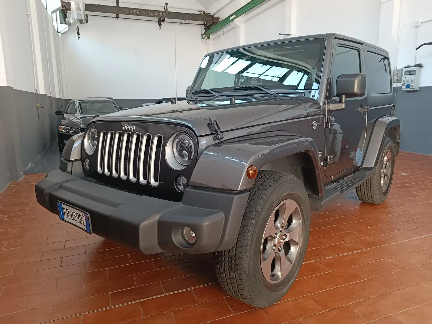 Jeep Wrangler 2.8 crd Sahara 58305 km! cambio auto/pelle 3pt Grigio - 1