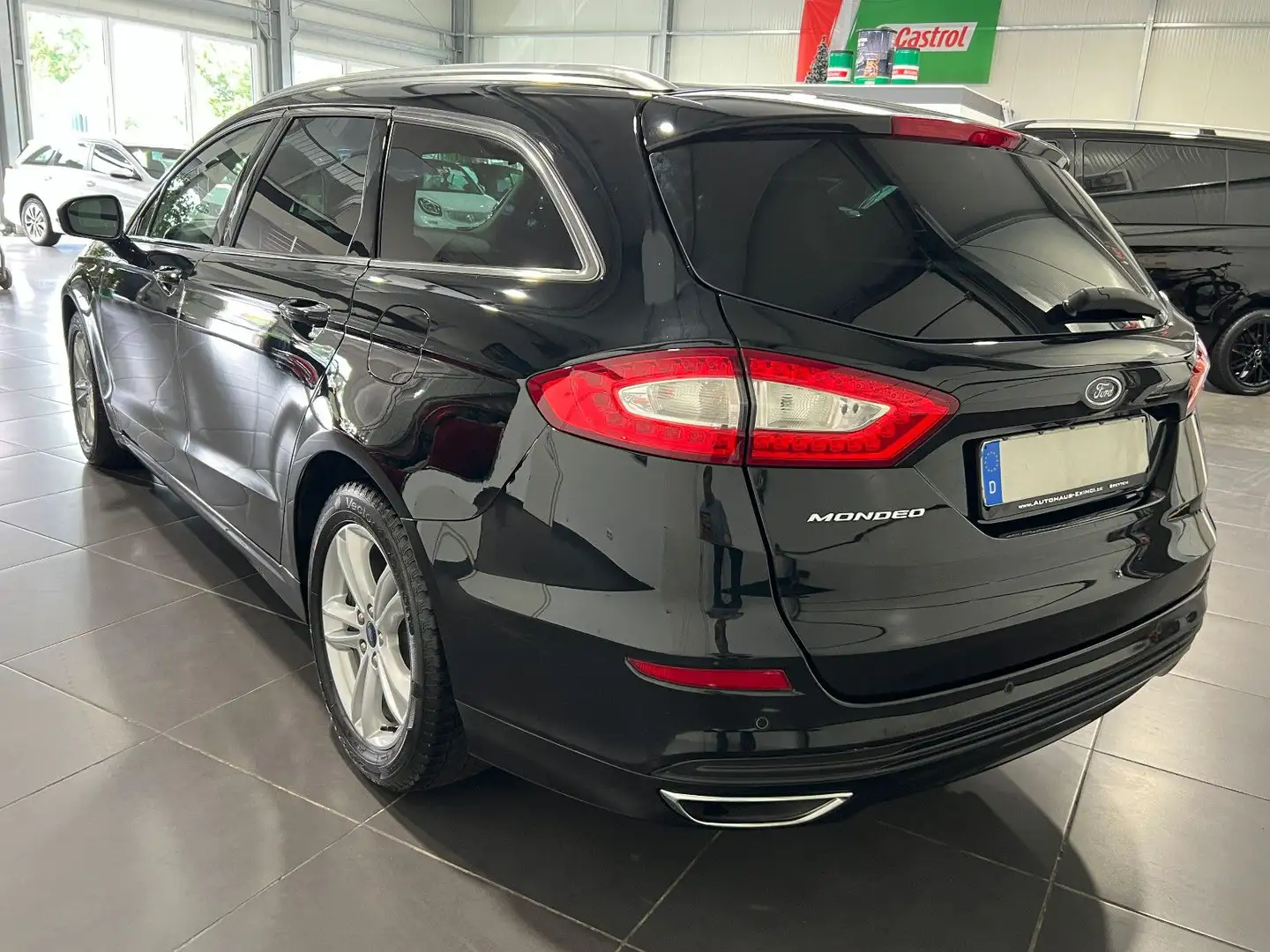 Ford Mondeo 2.0 TDCi Turnier **Navi*Kamera*Temp** Nero - 2