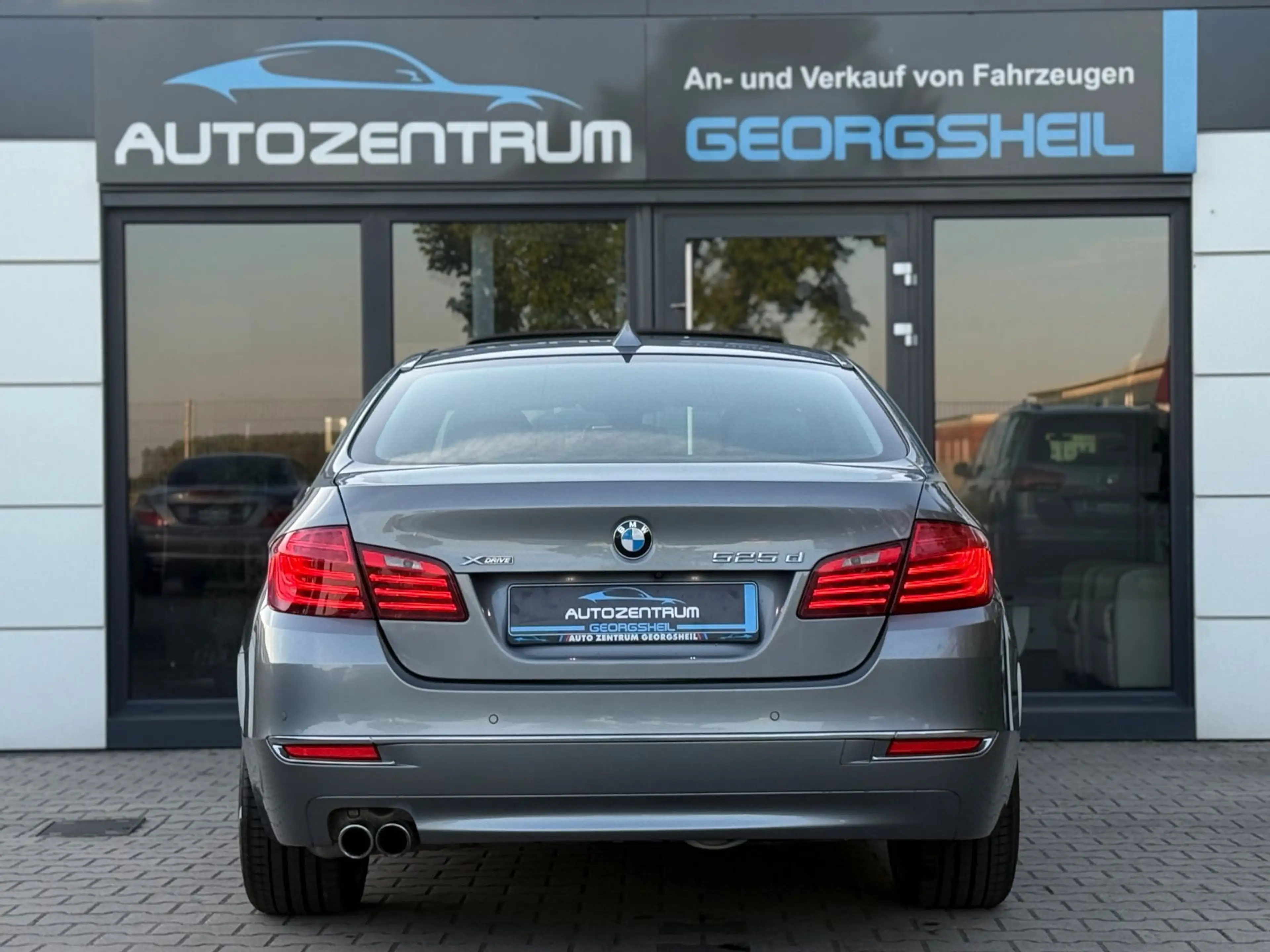 BMW 525 d Lim. xDrive-Luxury-HUD-LED-Kamera-LM"19 — photo 10