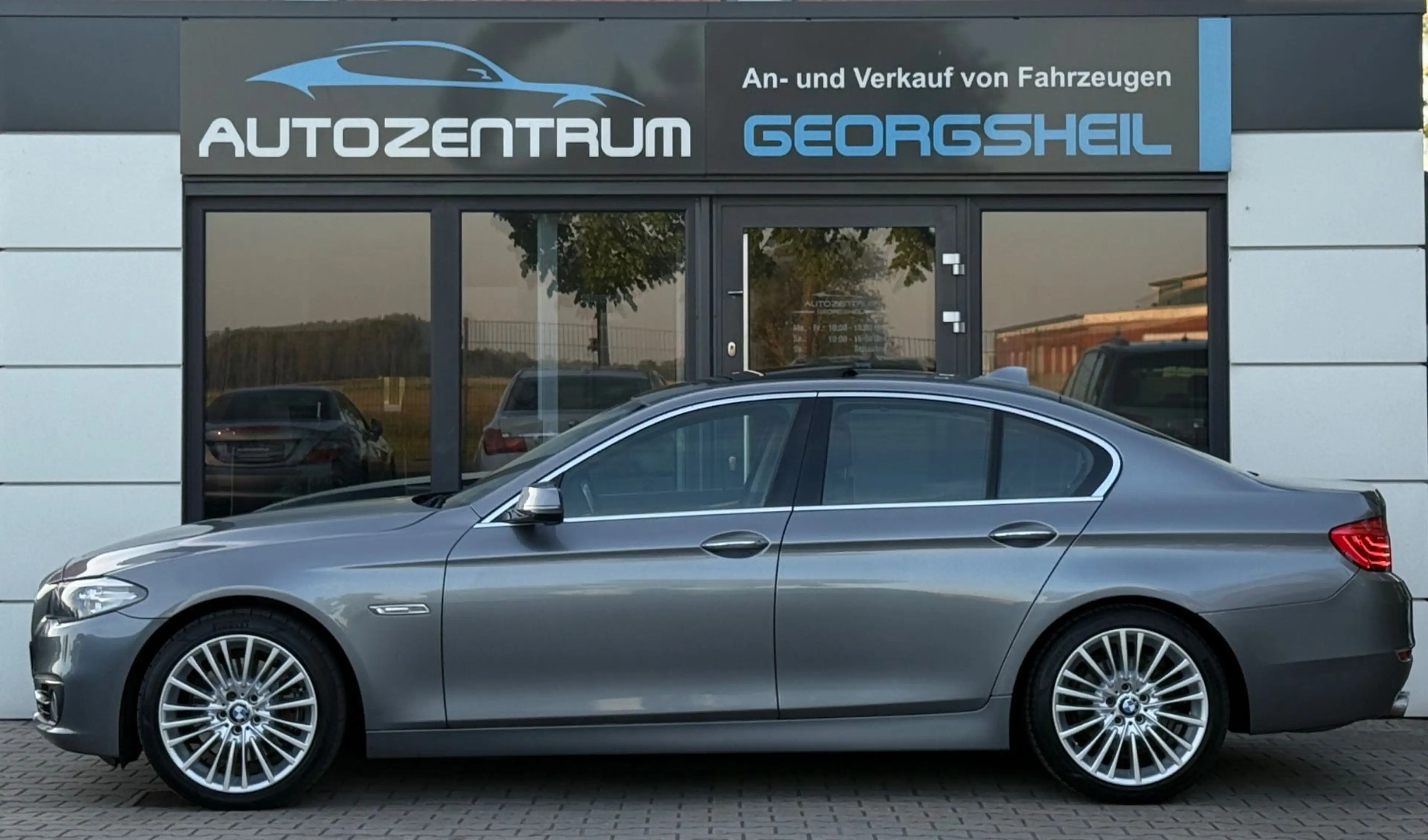 BMW 525 d Lim. xDrive-Luxury-HUD-LED-Kamera-LM"19 — photo 15