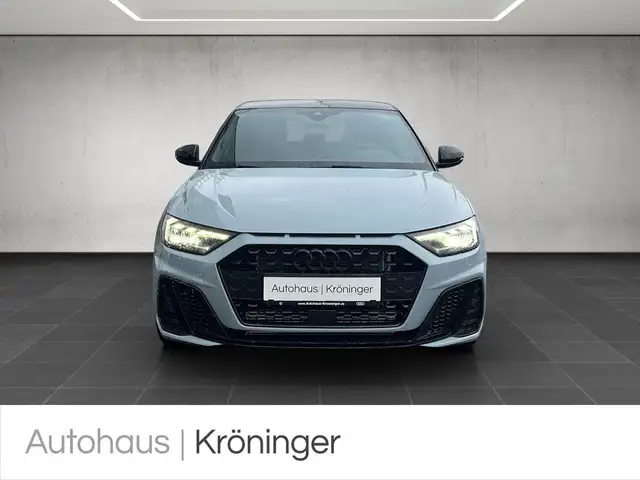 Audi A1 view 5