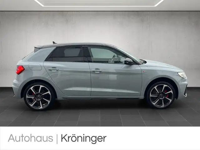Audi A1 view 4