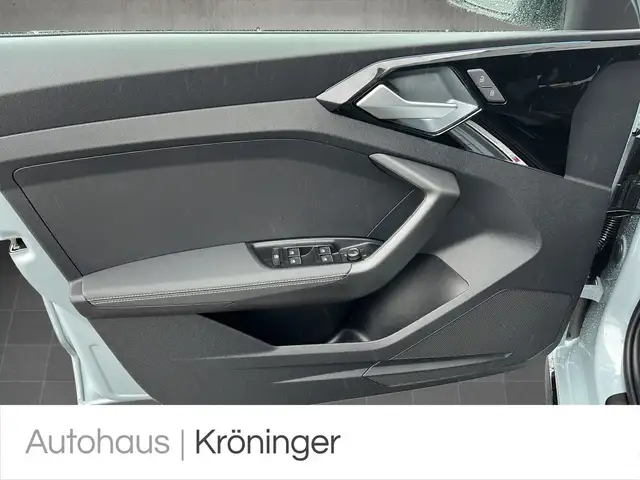 Audi A1 view 8