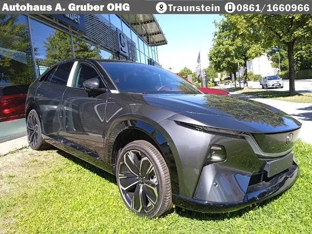 Mazda CX-6e