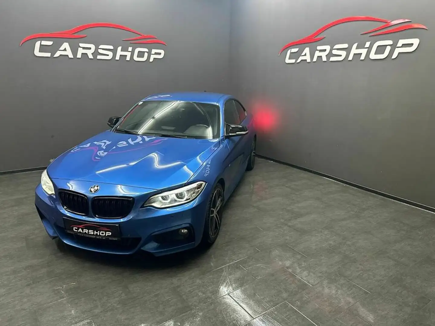 BMW 218 d M - Paket Automatik Blau - 2