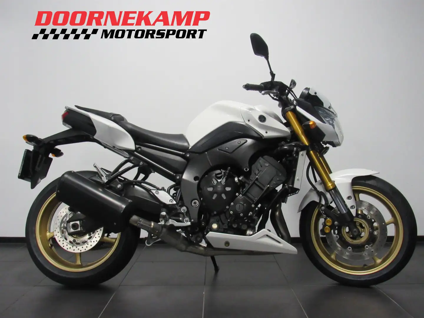 Yamaha FZ 8 Wit - 1