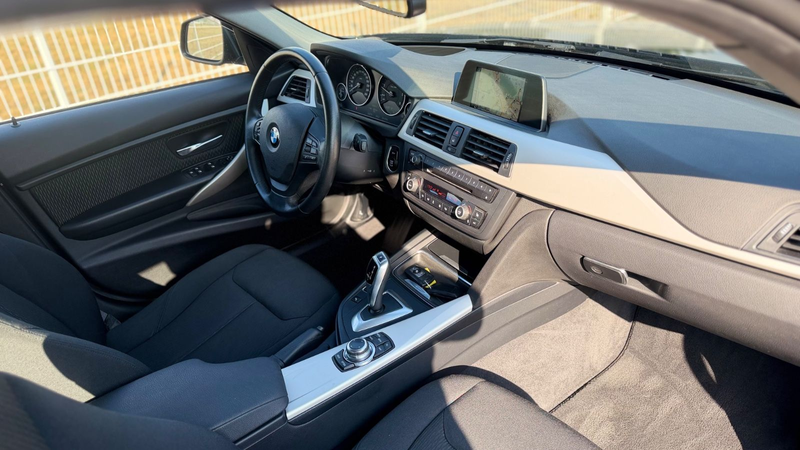 BMW 320 d Automatik/Klimat/Stzh/HuD/Navi+/Xenon/EURO6 — photo 5