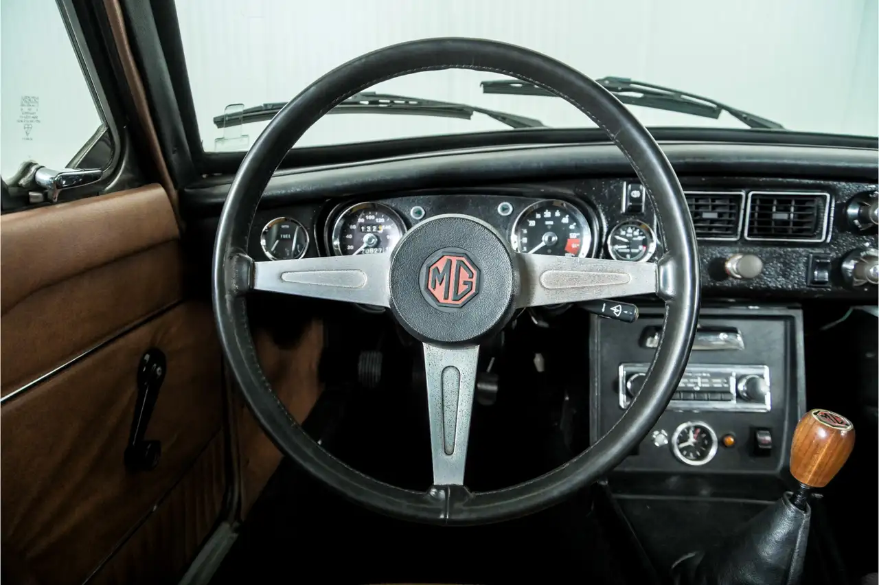 MG B GT V8 LHD, foto 8