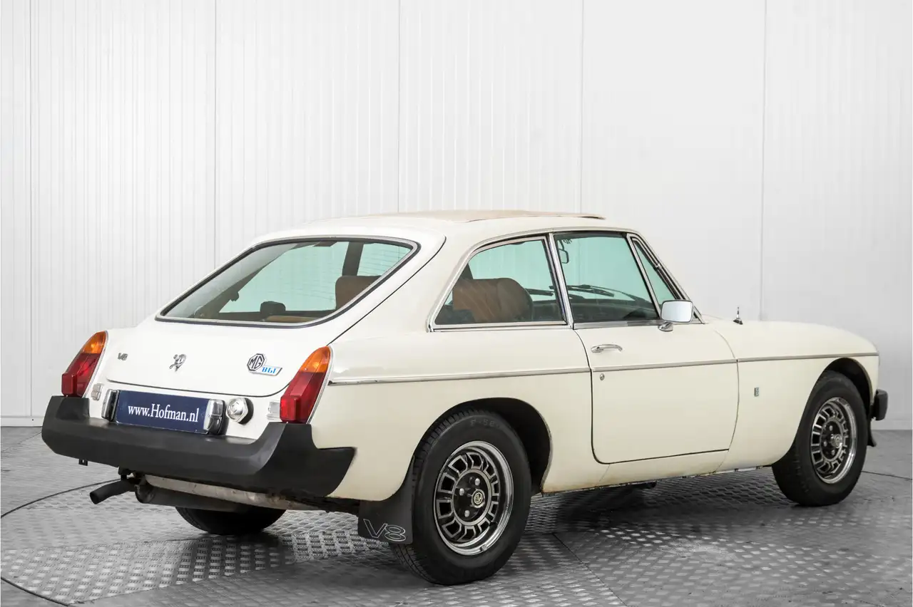 MG B GT V8 LHD, foto 2