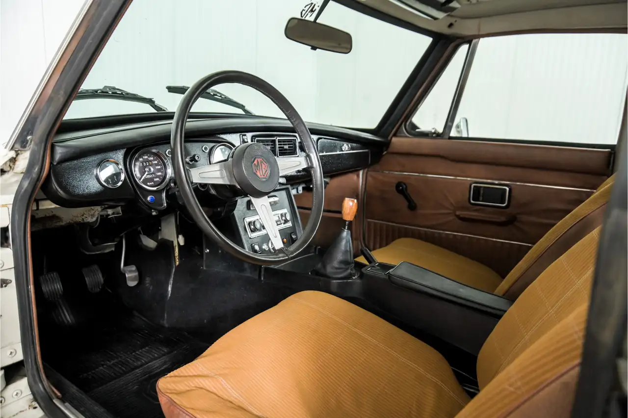 MG B GT V8 LHD, foto 11