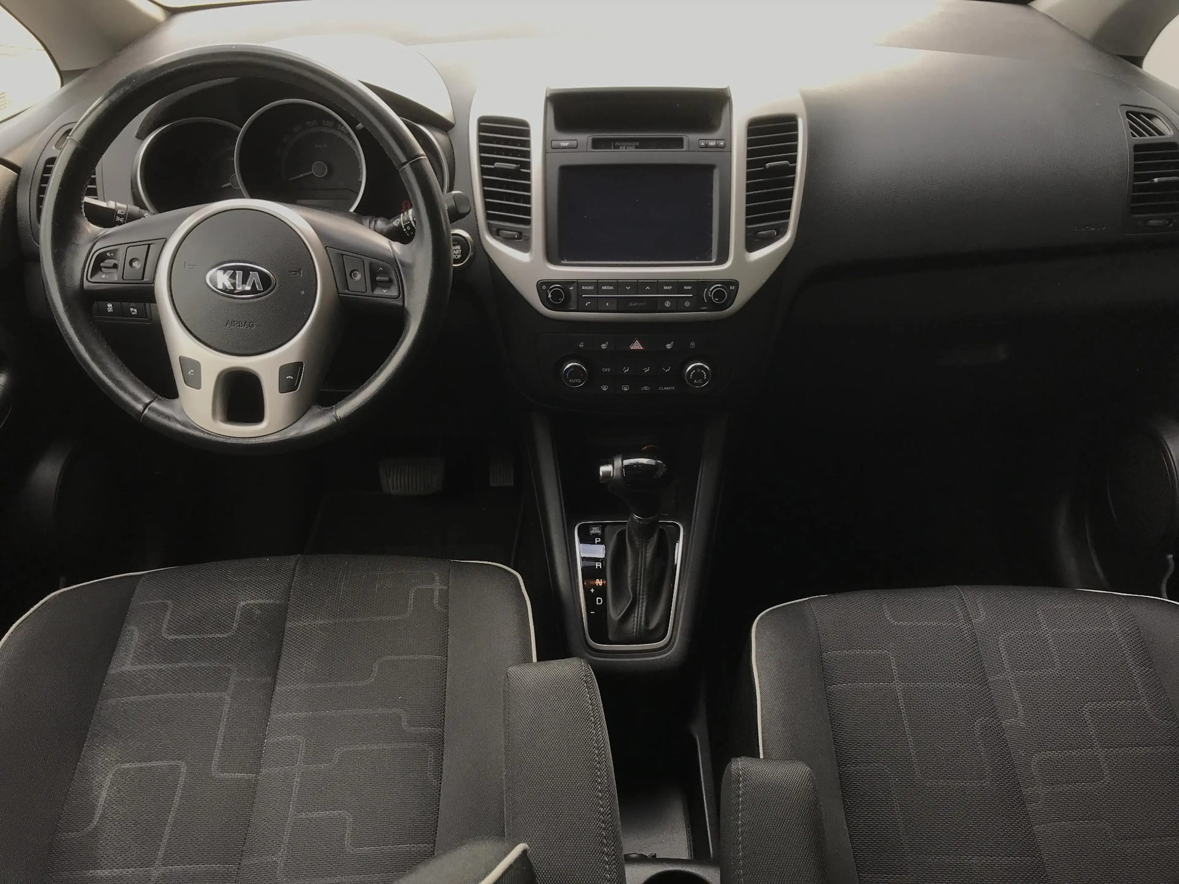 Kia Venga 1.6 DynamicPLusLine Automaat — photo 9