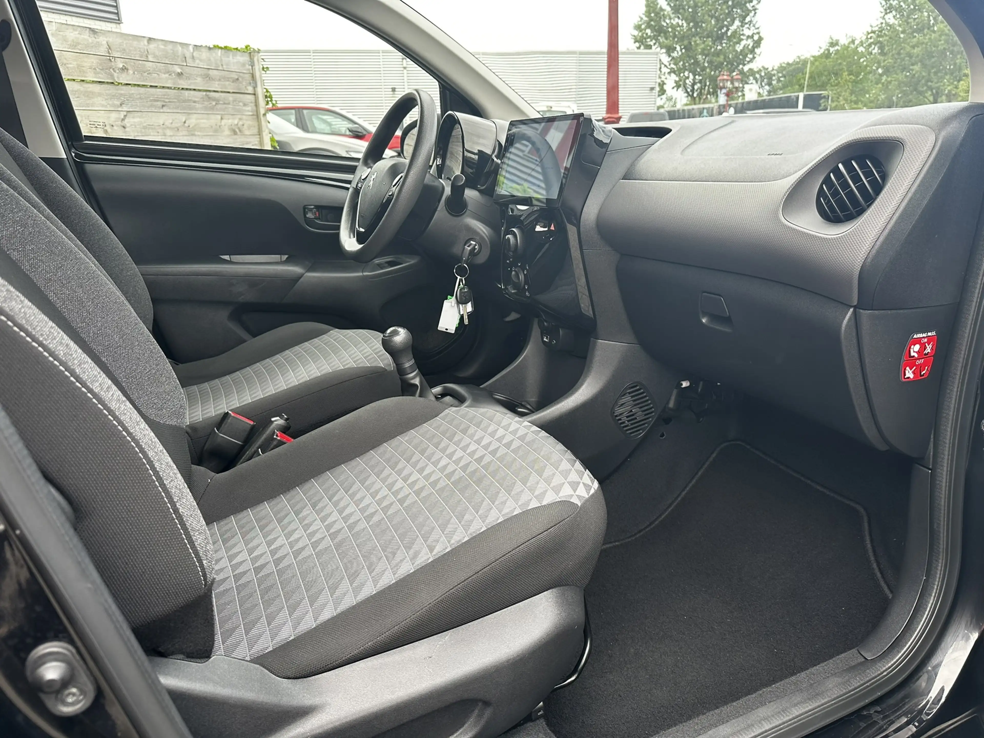 Peugeot 108 1.0 e-VTi Active | Airco | Apple Carplay | LED — photo 12