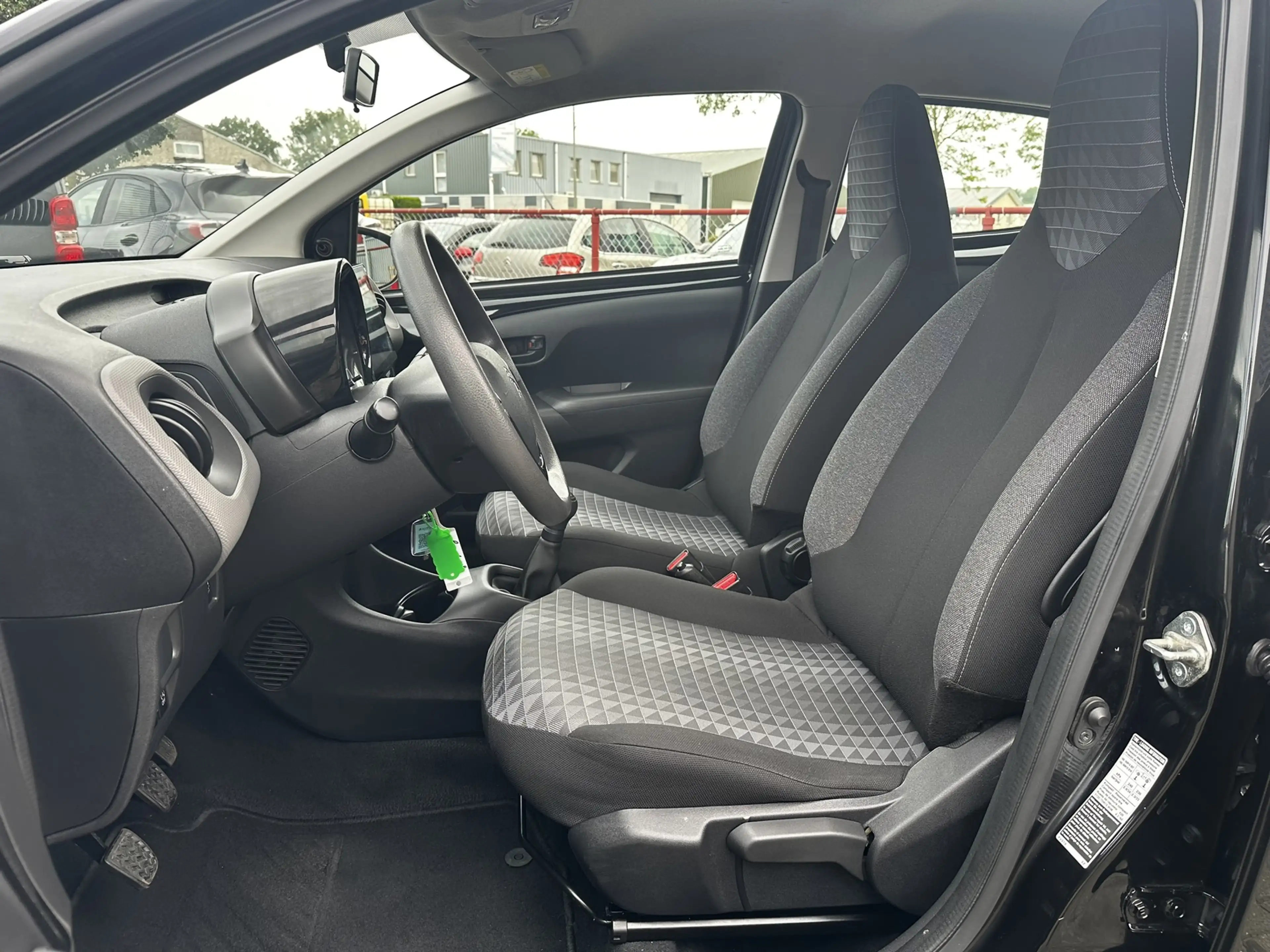 Peugeot 108 1.0 e-VTi Active | Airco | Apple Carplay | LED — photo 8