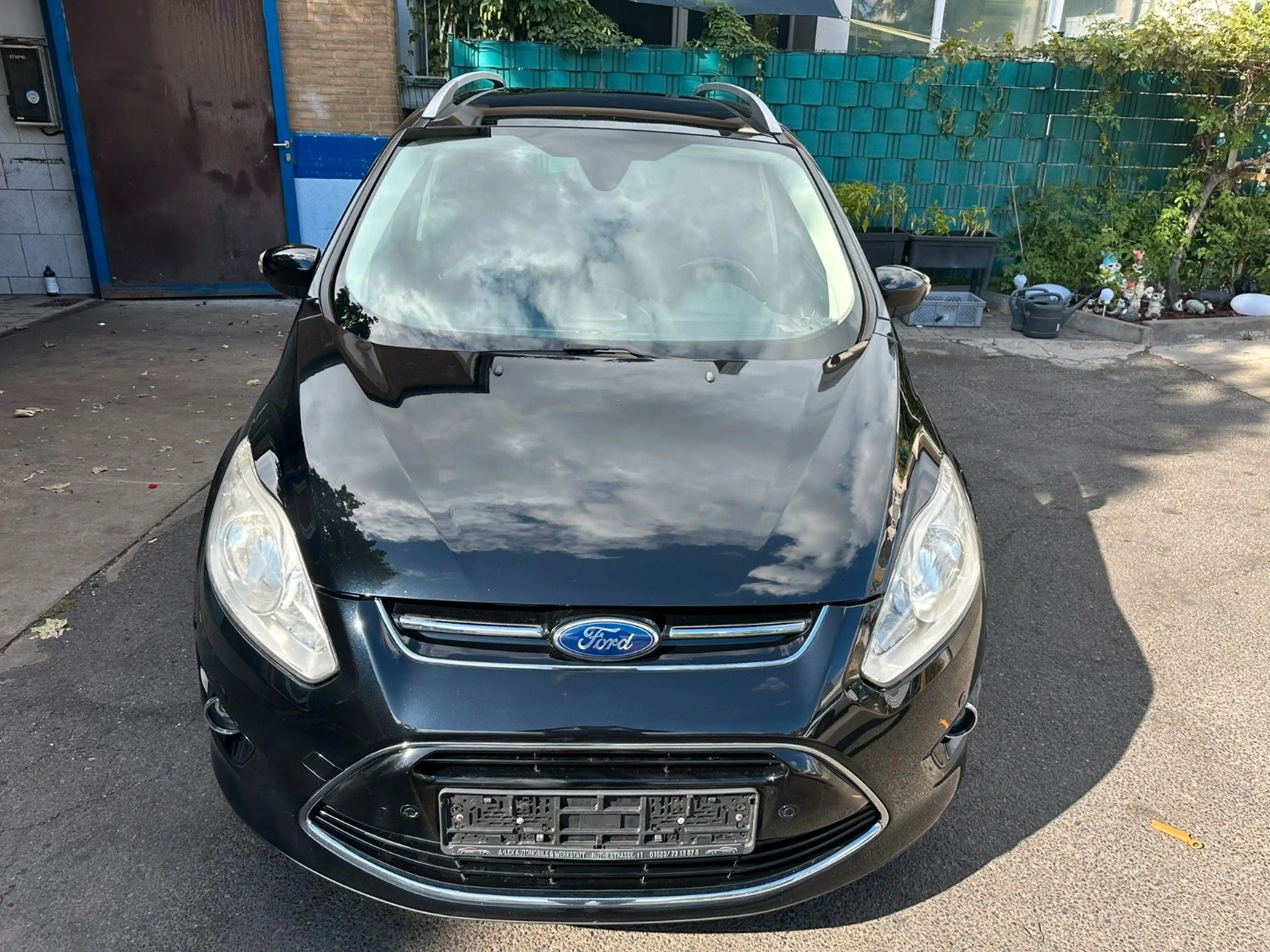 Ford Grand C-Max 2.0 TDCi Titanium*Aut*Navi*R-Cam* — photo 3