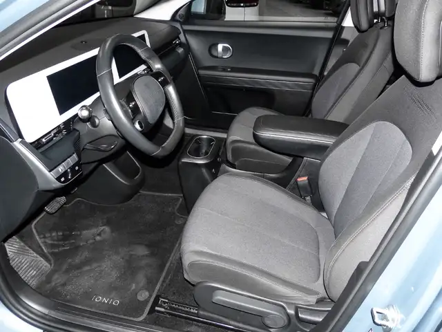 Hyundai Ioniq 5 view 12