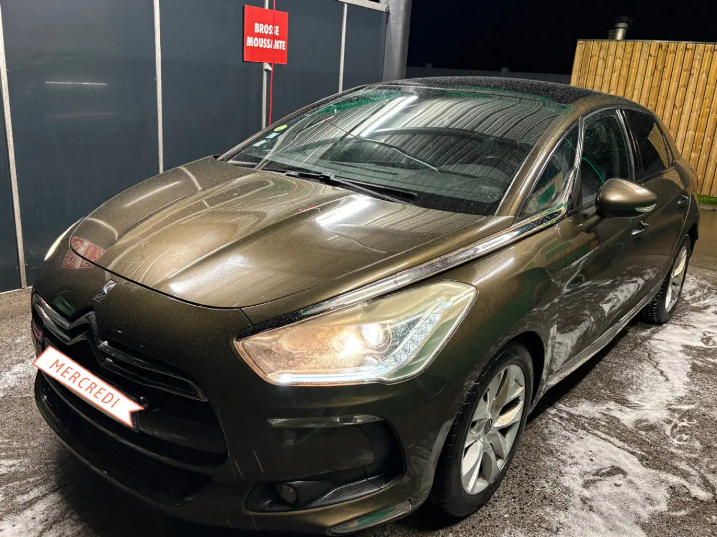 Citroen DS5 e-HDi 115 Airdream Chic BMP6 - 2